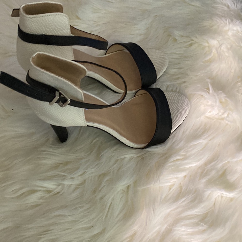 HEELED DRESS SANDALS WITH ANKlE STRAPS SIZE 10 NWOT - Picture 7 of 8